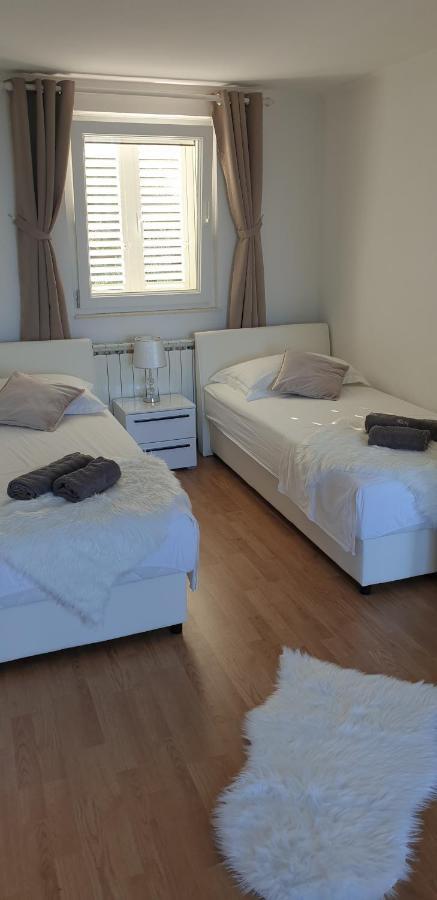 סומרטין Apartments Sole מראה חיצוני תמונה