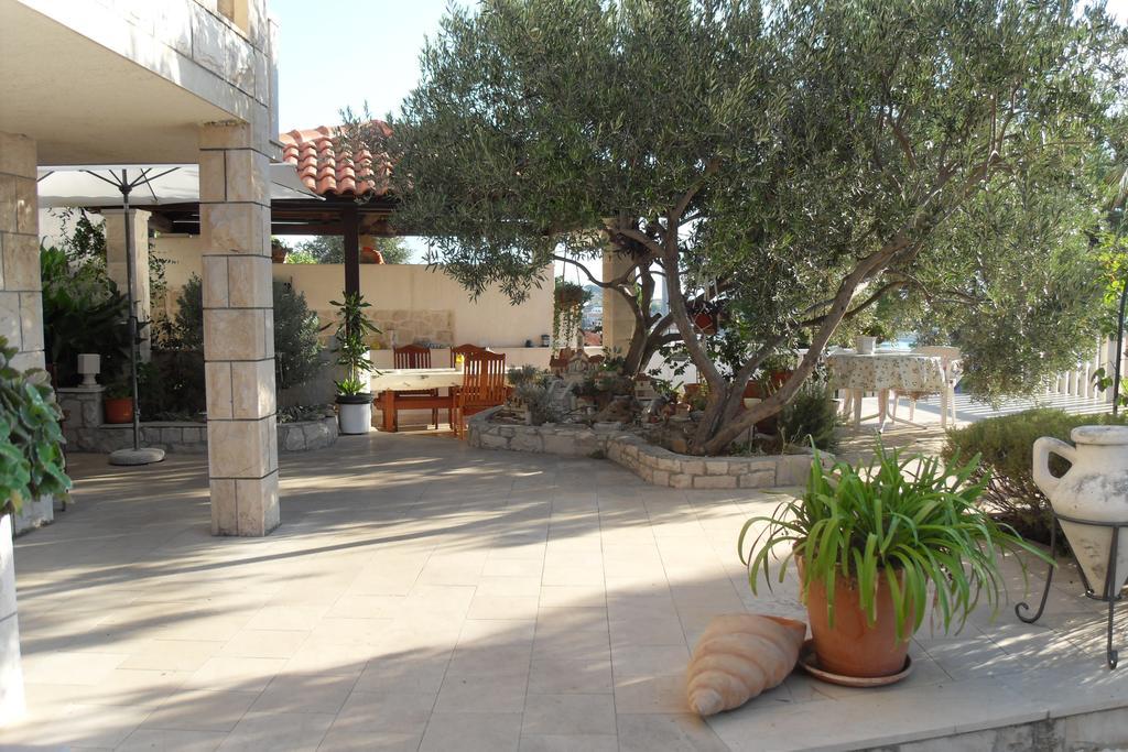 סומרטין Apartments Sole מראה חיצוני תמונה