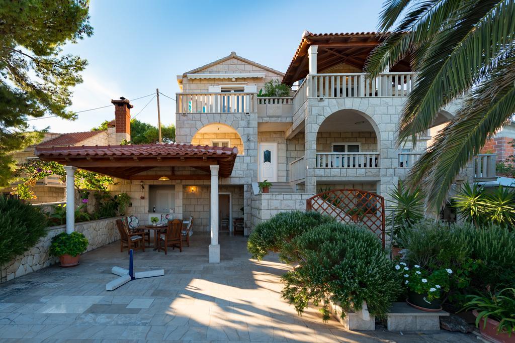 סומרטין Apartments Sole מראה חיצוני תמונה